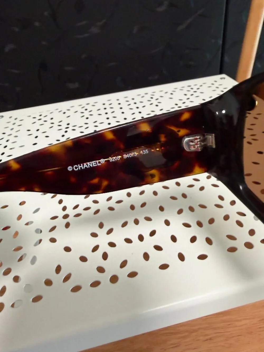 ✅Auth✅ CHANEL Tortoise Shield Sunglasses Gold CC Medallion Logo